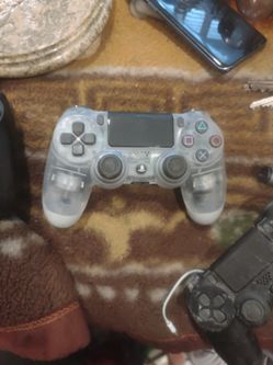 PS4 Controller