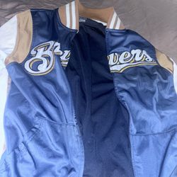 Milwaukee Brewers Jacket Size Medium