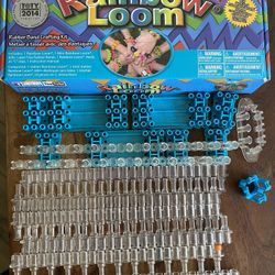LOOM BRACELET MAKER