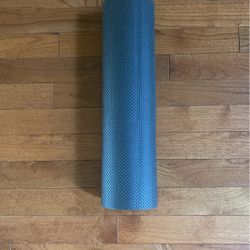 Black Yoga Mat