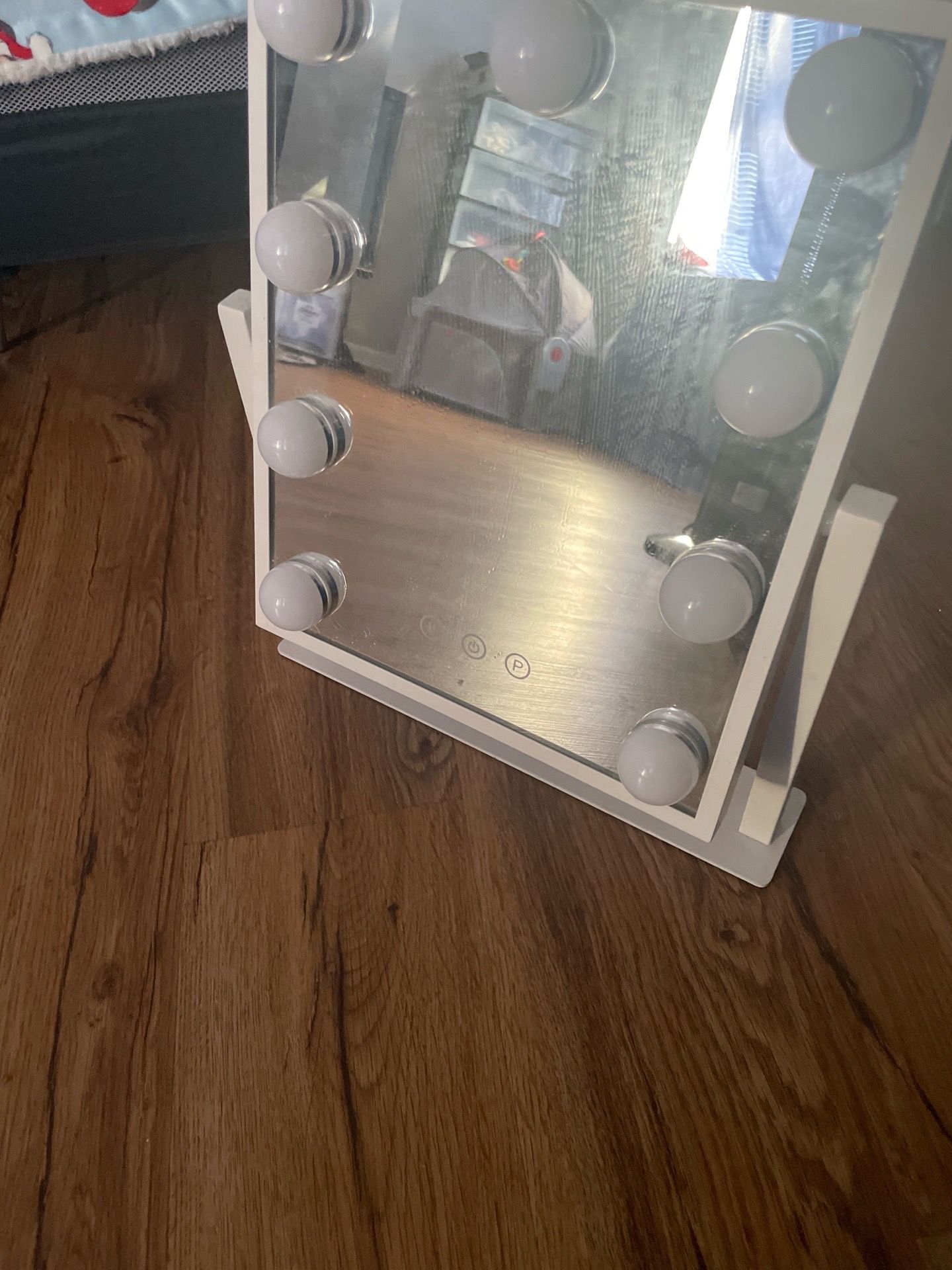 Hollywood Vanity Mirror with Lights
