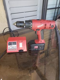 Milwaukee 1/2 hammer drill 18volt