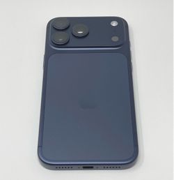 iPhone 17 pro max   Password lock/ICLOUD LOCK