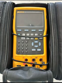 Fluke 754 Documenting Process Calibrator