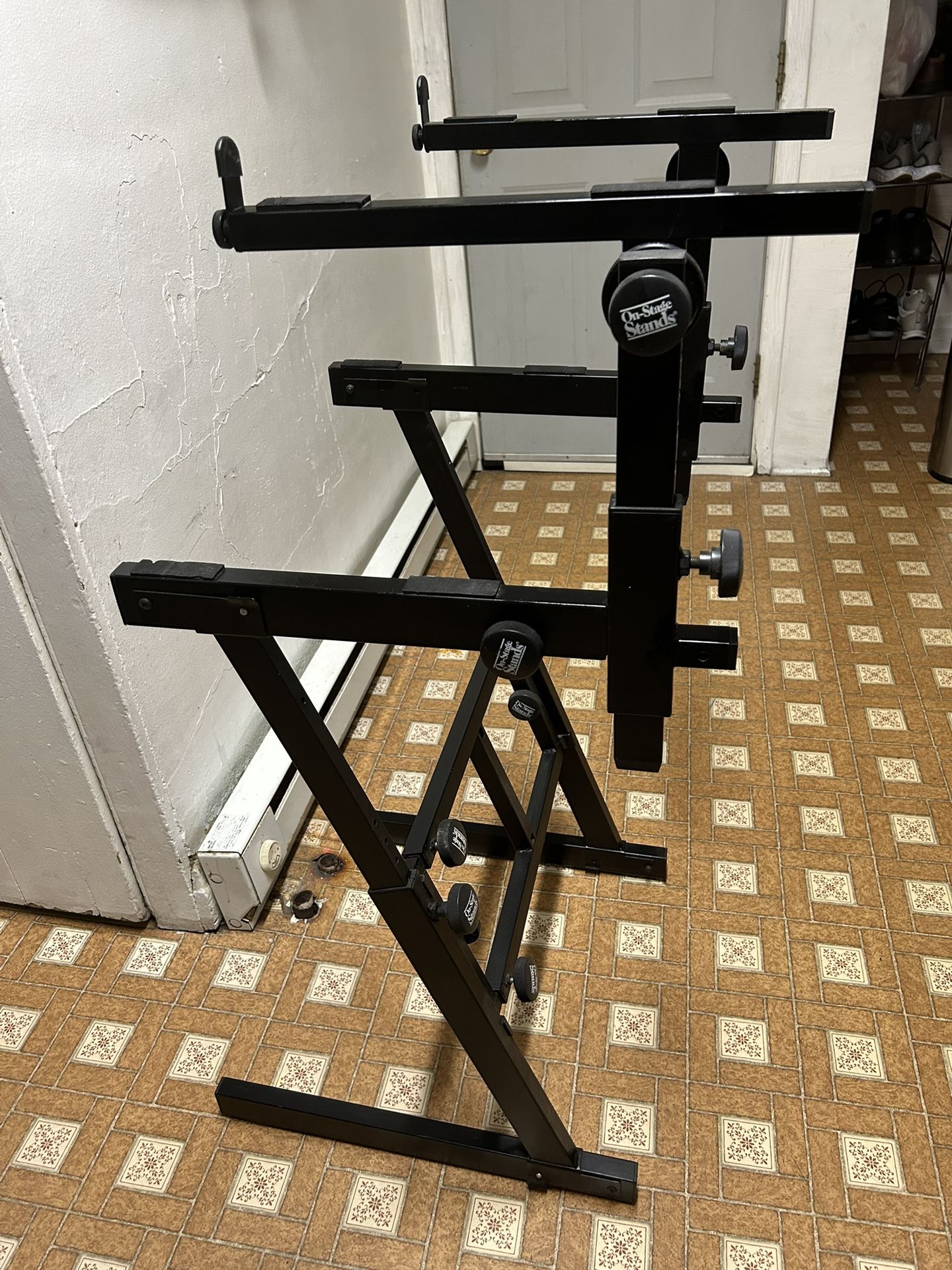 On Stage Keyboard Stand