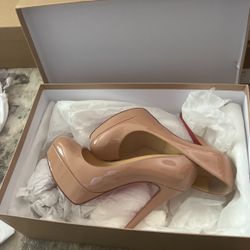 Size 6.5 Christian Louboutin 
