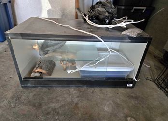 Snake cage