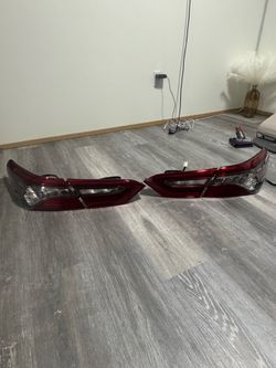 Genuine Full-LED Taillights for Toyota Camry XSE / XLE (2021–2024) — *Excellent Condition!*