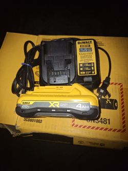 DeWalt 20V 4Ah Battery and DCB107 Charger