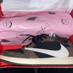 TRAVIS SCOTT LOW ONES