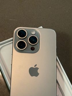 iPhone 15 PRO UNLOCKED Like New