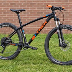 Mountain Bike - Trek X-Caliber 8 