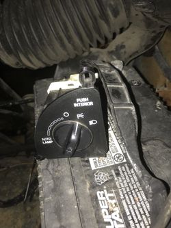 1999 thru 2002 town car head light switch