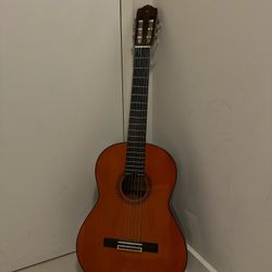Yamaha Nylon Acoustic Guitar CG120