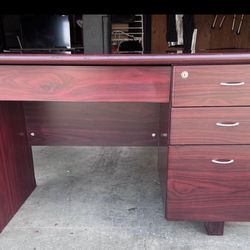 🔥🔥 Office Desk with Drawers - $40