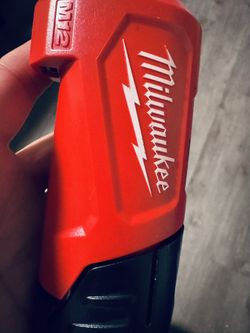 Milwaukee M12 Usb Charger Tool Only No Battery 