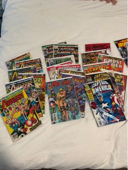 Comic Book lot!  About 175 comics.  Marvel/DC.  70s, 80s, 90s