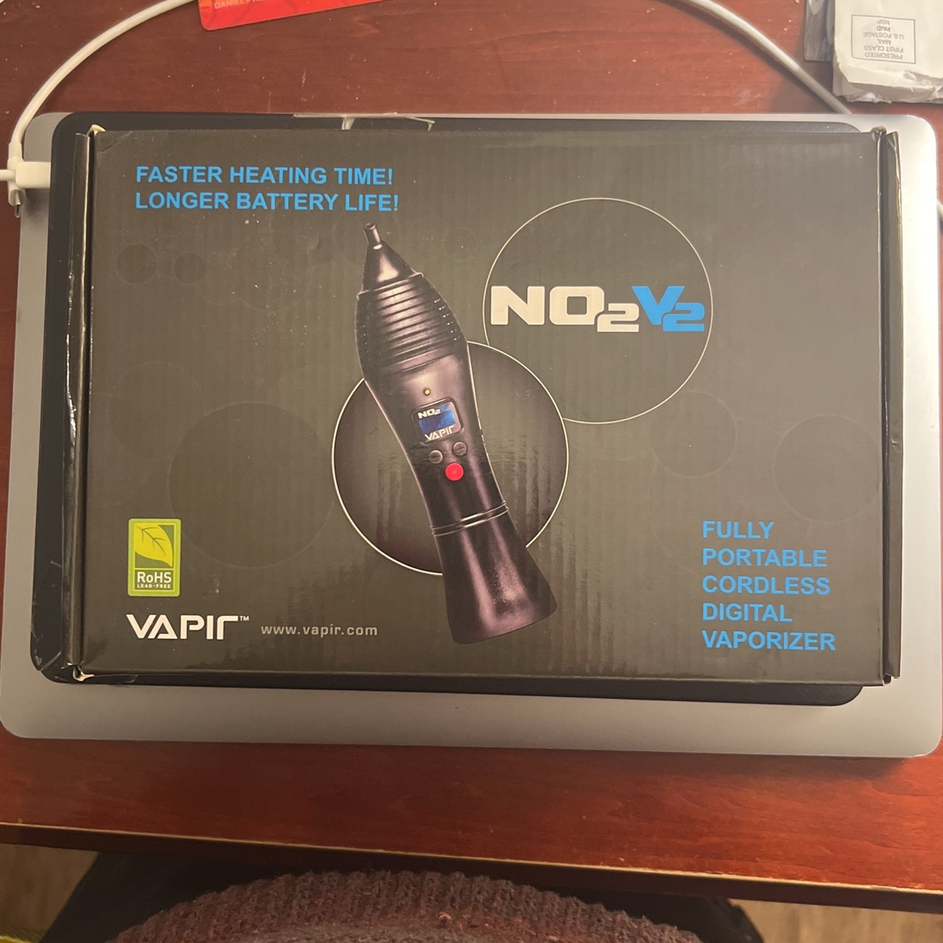 VAPIR NO2V2 Version 2 -/:()$&@(. This Will Have A Free Red Item