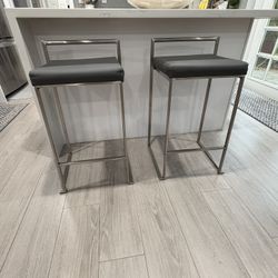 Very Modern Island Stools 
