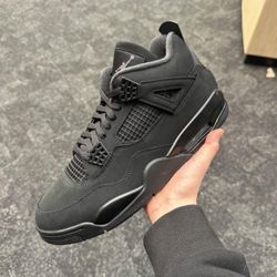 Jordan 4 Black Cat