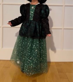 Witch costume