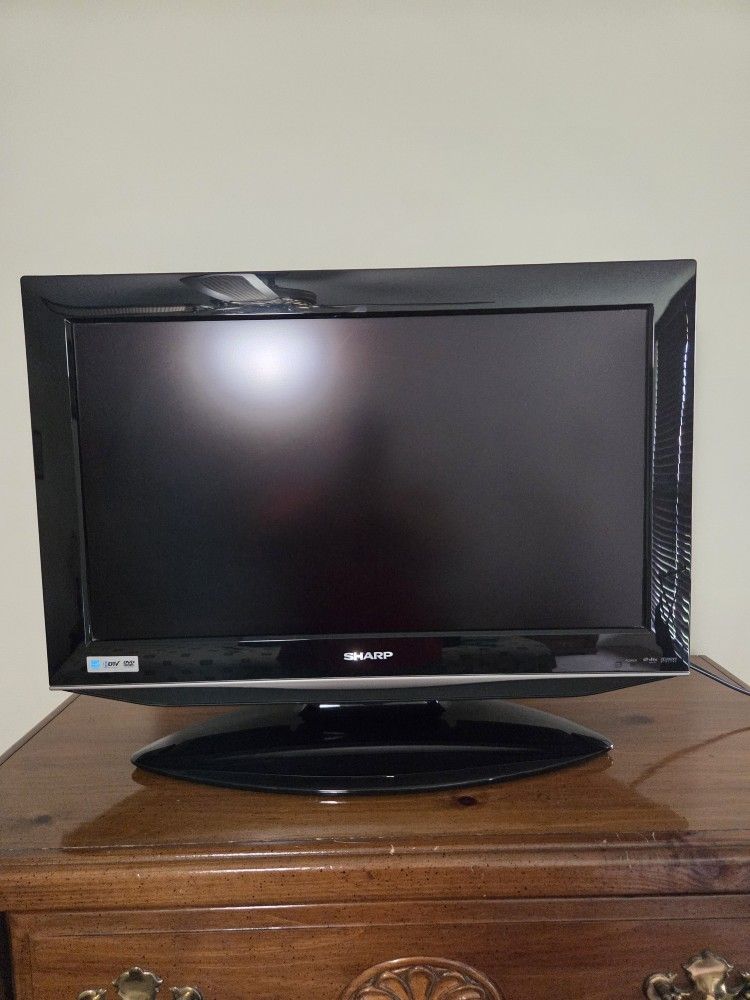 Sharp Television Combination With DVD/CD player