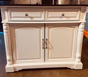 White kitchen island with granite top White kitchen island with granite top
