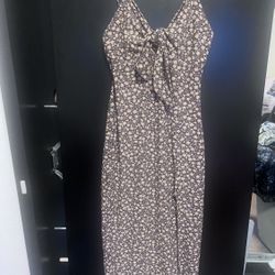 Women’s Summer Dresses Also Women’s Leggings 