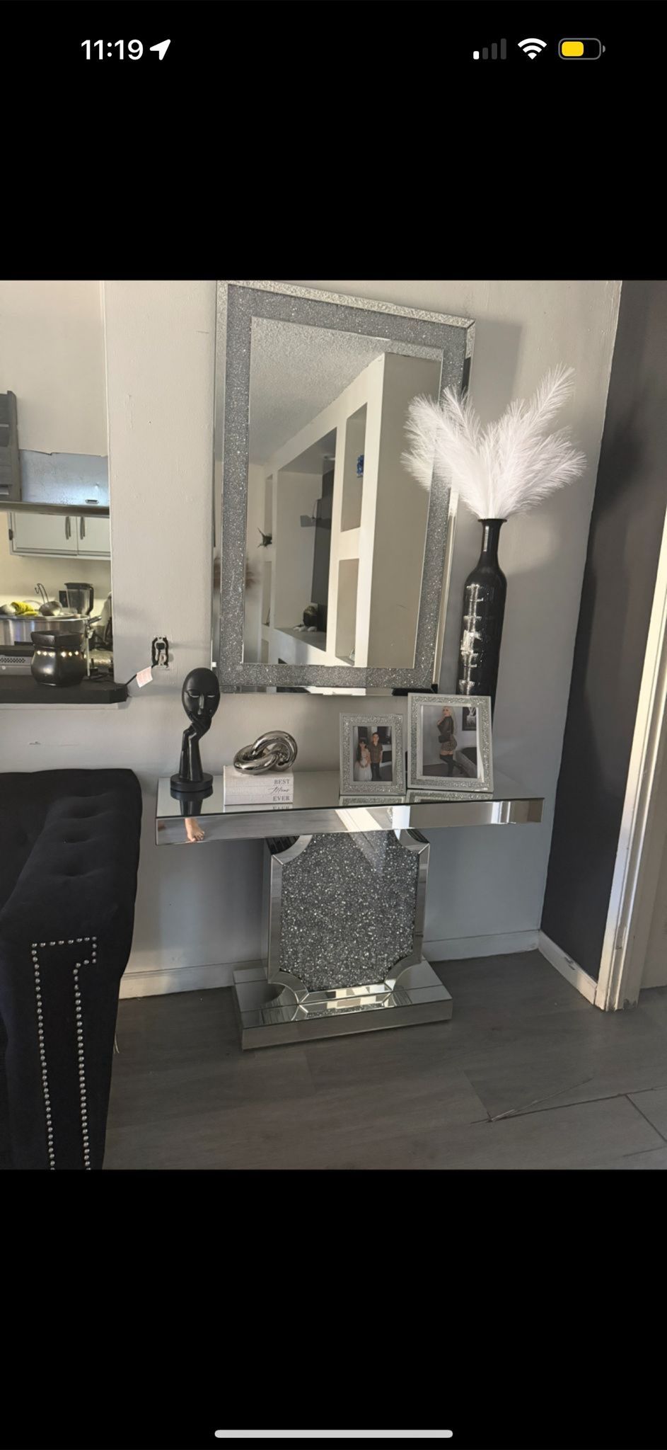 Entry Table With Mirror And Ect