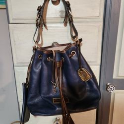 Leather Donny And Bourke Purse 