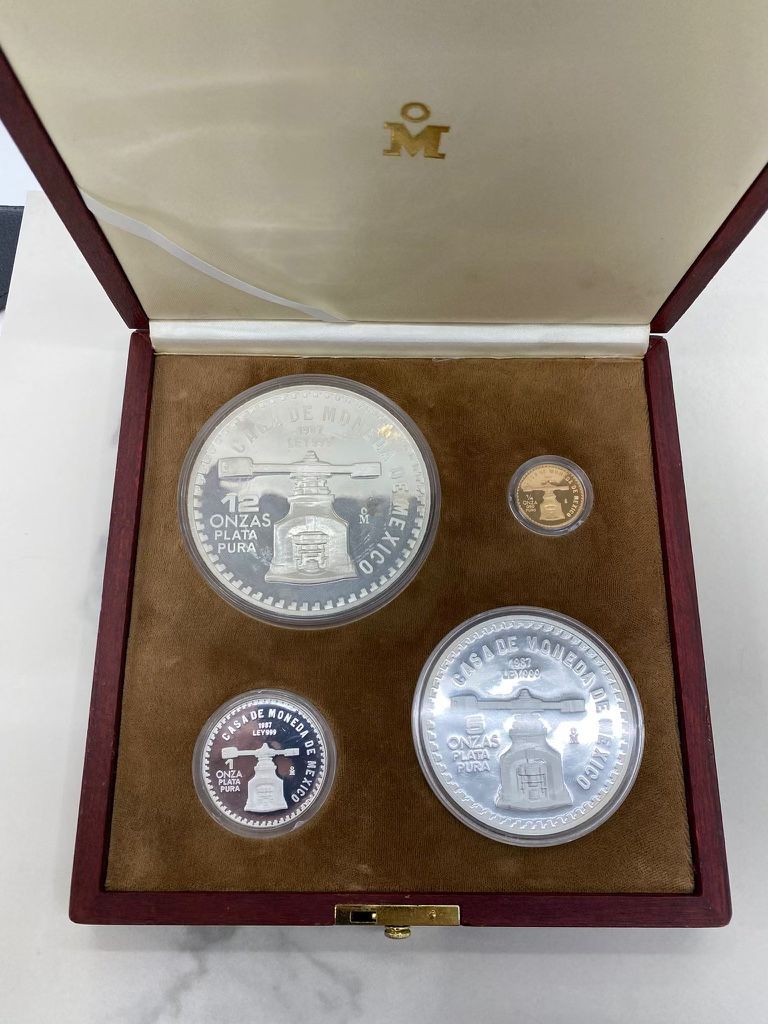 1987 Casa De Moneda Silver & Gold Coins