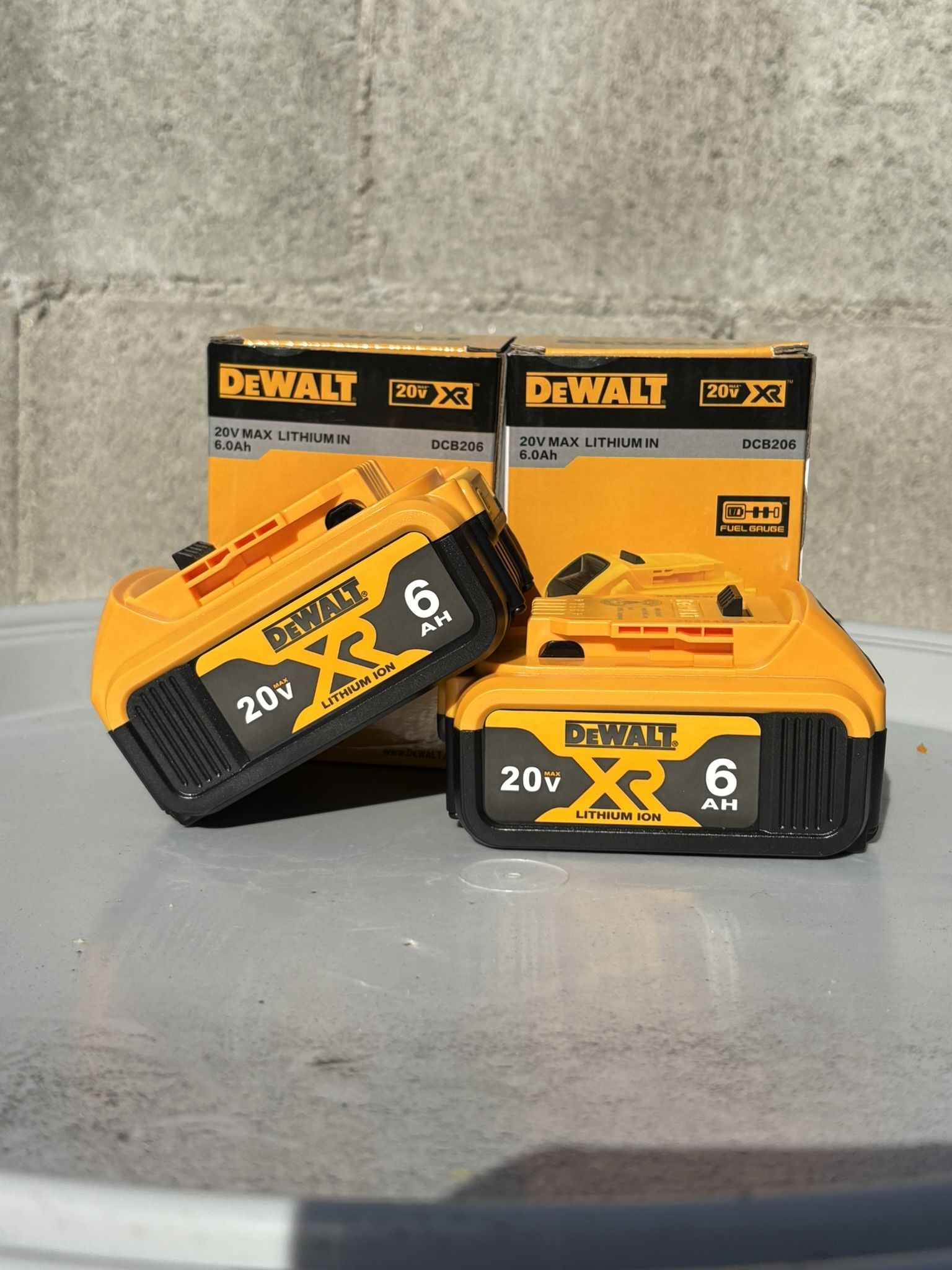 Dewalt 20v 6ah battery 