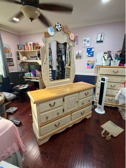 Vanity Table