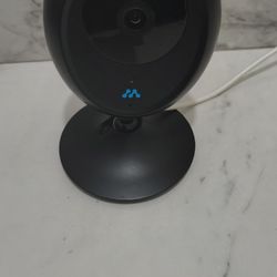 MOMENTUM HD SECURITY CAMERA
