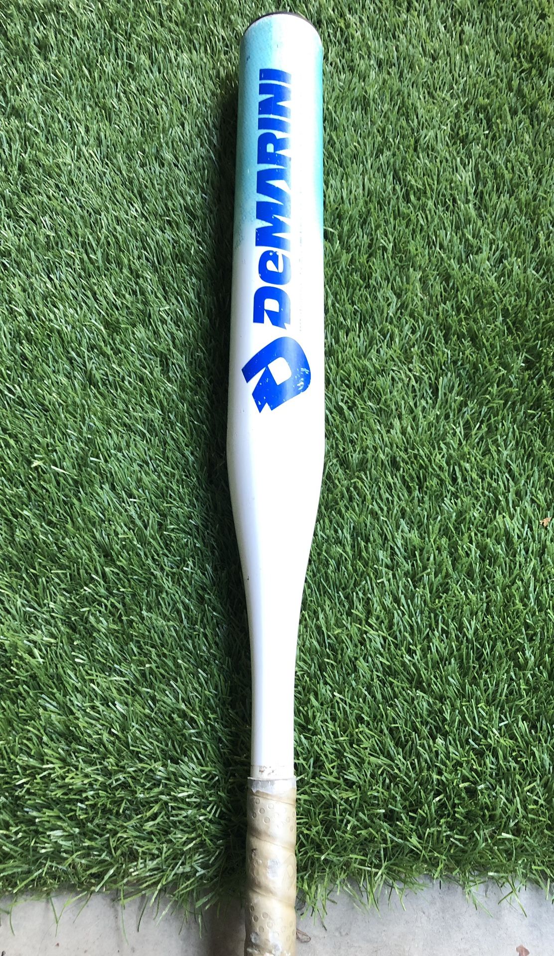 DeMarini Cat Osterman CTF11 Fastpitch Softball Bat -11 DX1 Alloy