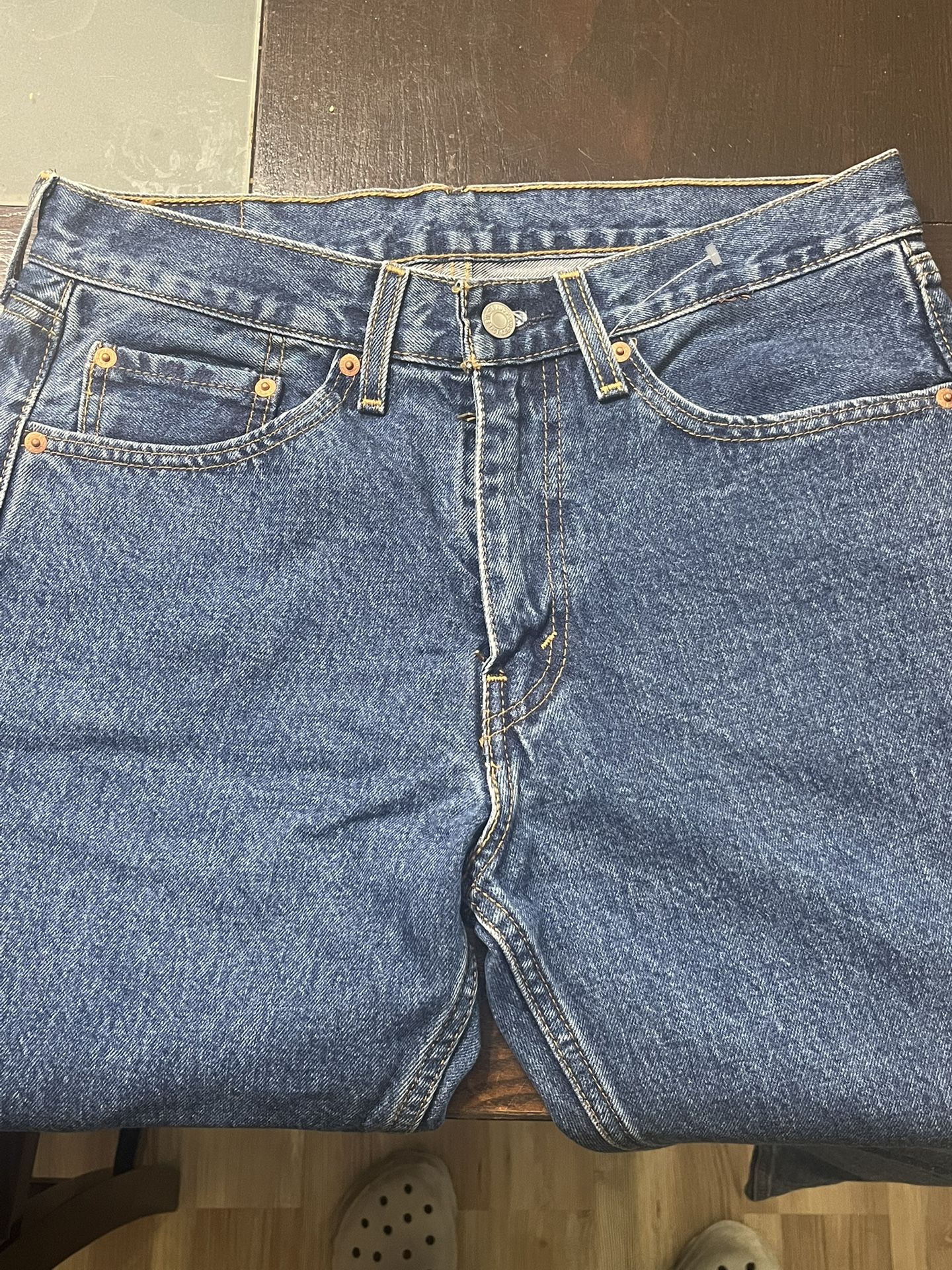LEVI’S JEANS