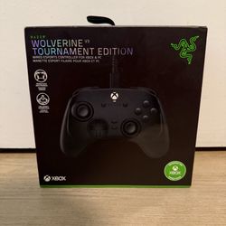 Razer - Wolverine V3 Tournament Edition Wired Gaming Controller with 6 Remappable Buttons,