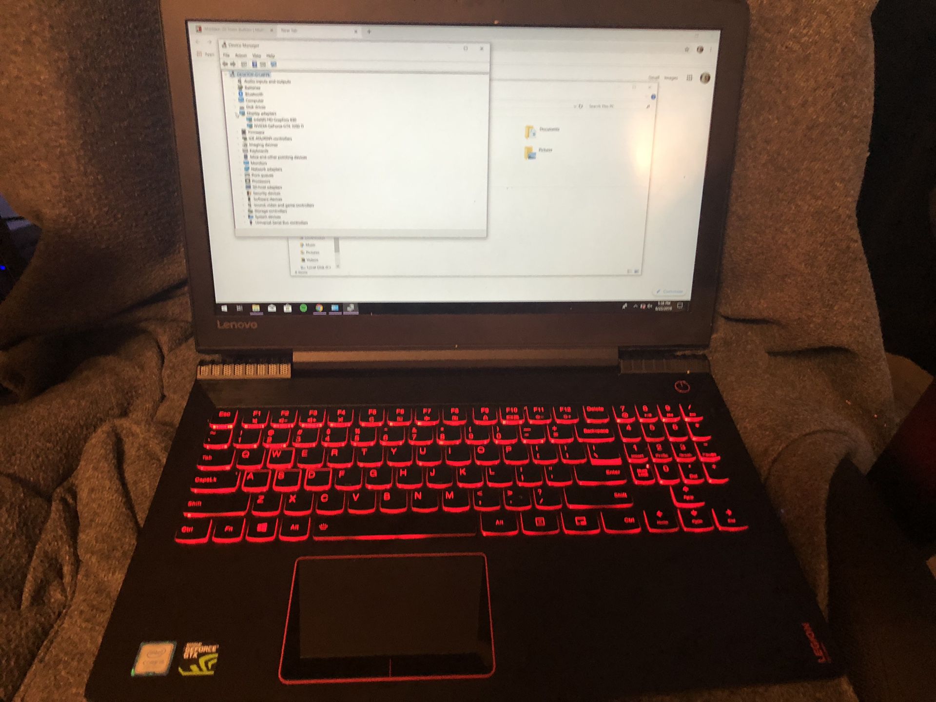 Lenovo Y520-15IKBN Gaming Laptop