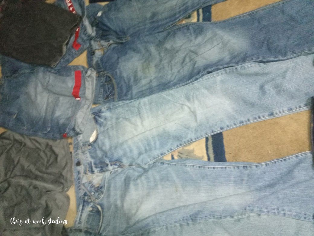 Men's Jeans Size 40 /42 $10 A Pair.