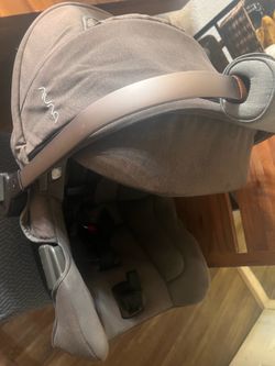 Nuna infant car seat