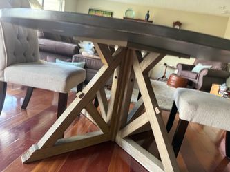 Pottery barn Dining table for 6