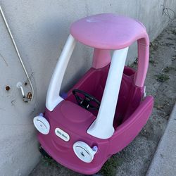 Toy car