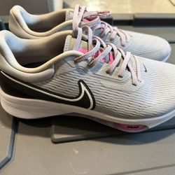 Nike Golf Shoes 11.5 