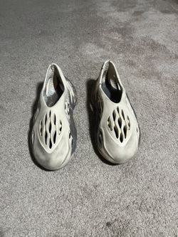 Yeezy Foam Runners Size 10