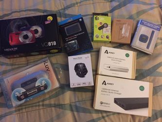Iluv music, camera, smart watch, car Bluetooth, external battery quick charge, wristband time alarm clock, Ailey Ora iphone camera lends
