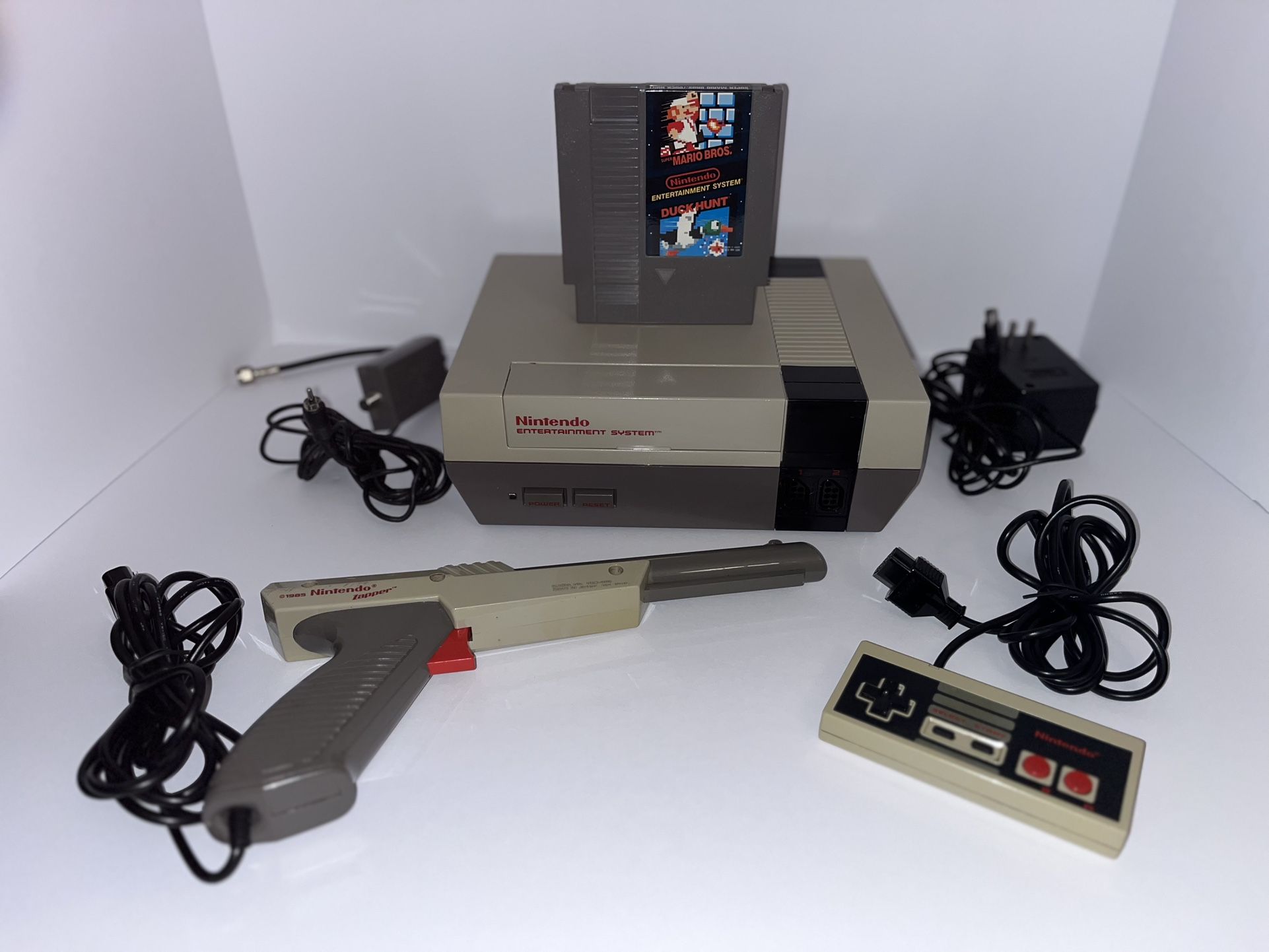 🎮 Original Nintendo NES Bundle – Classic 80s Gaming!