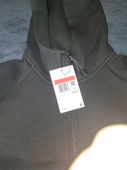 Large Nike TECH