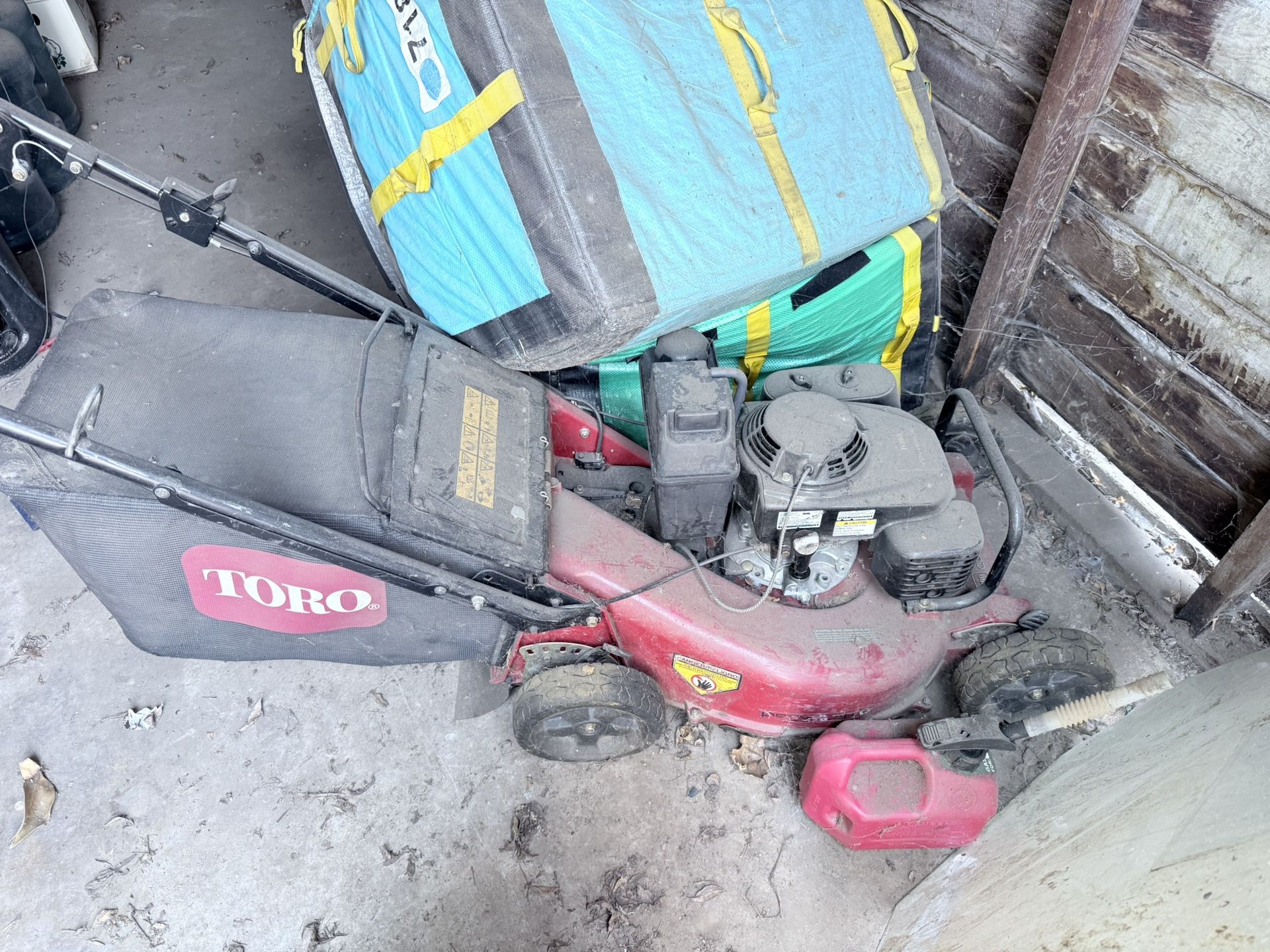 Commercial Lawnmower Toro