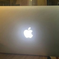 Apple Macbook Air 13" Working Fine