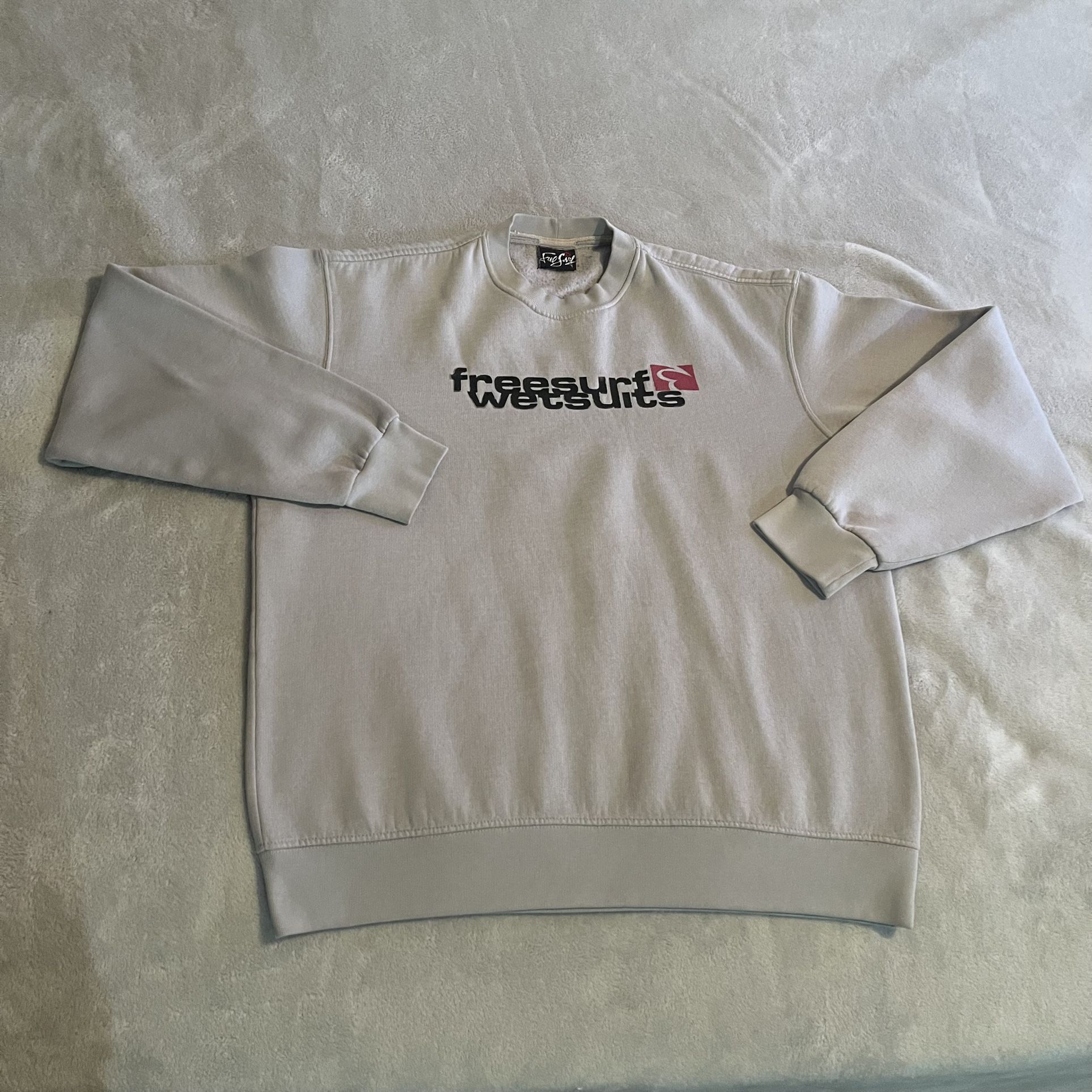 Free Surf Sweater Men Large Gray Crew Neck Pullover Sweatshirt Gym Workout Logo